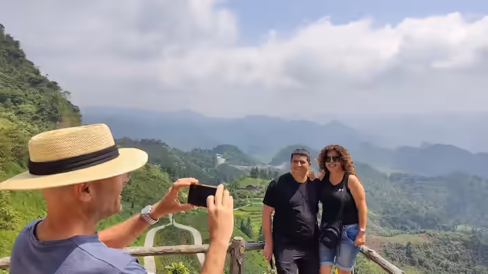 Lung Khuy Cave and Dong Van