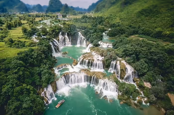Ha Giang and Cao Bang loop